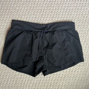 Aerie Offline Black Women's Athletic Shorts - XL